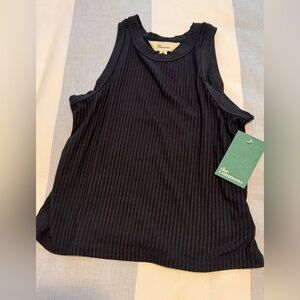 The Commons basic tank size medium